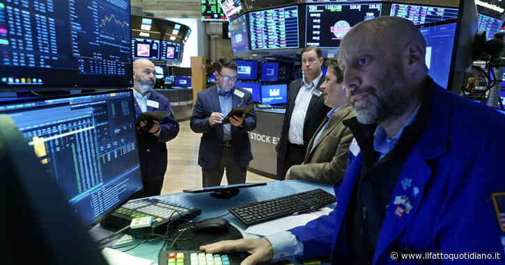 La Russia versa i 117 milioni di dollari per pagare gli interessi sui suoi bond. Ma non si sa se i soldi finiranno ai creditori