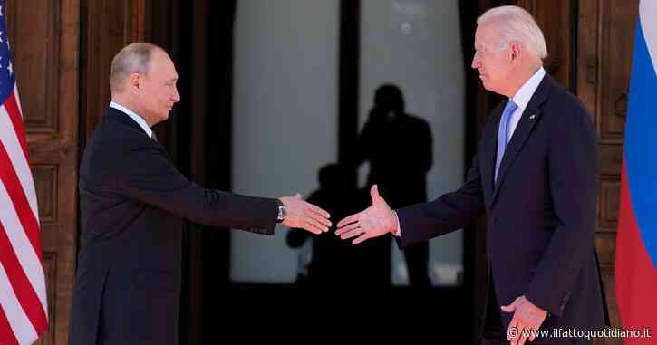Guerra Russia-Ucraina, Biden: “Putin è un criminale di guerra”. Il Cremlino: “Parole inaccettabili e imperdonabili”