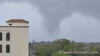 EF-1 Tornado in Sarasota Caught on Camera