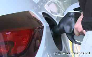 Caro benzina, Erba (M5S): "La Lombardia rischia di pagare il prezzo più alto" - Espansione TV