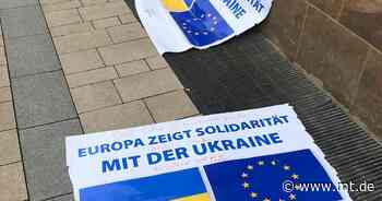Zerstörte Plakate: Unbekannte demolieren erneut Zeichen für Solidarität - Mindener Tageblatt