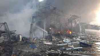 Guerre en Ukraine: un théâtre abritant des civils bombardé à Marioupol, Poutine veut une "purification" de la Russie... Suivez notre direct