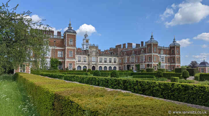 Discounts on tickets to visit Hatfield House