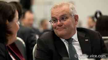 Scott Morrison Is Being Accused of Holding Up NSW Flood Relief to Campaign in WA - VICE