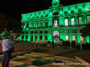 La mairie de Cannes s'illumine en vert pour fêter la Saint-Patrick