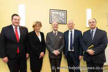 Lord Lingford and Lady Lingford visit Bolton College for Royal Charter status - The Bolton News