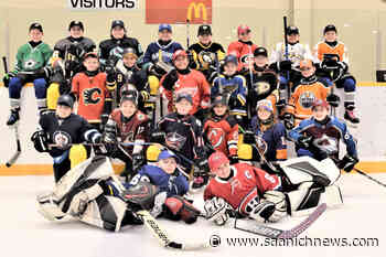 U11s enjoy an NHL jersey game in Williams Lake – Saanich News - Saanich News