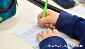 Alunos da Escola Estadual Maria Araci Trindade Rojas, em Caxias, estão sem professores em cinco disciplinas - Tua Rádio