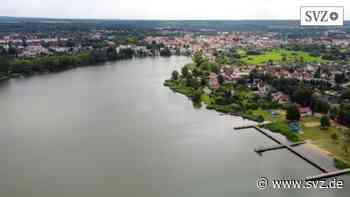 Stadt ist jetzt Partner: Mit der Ehrenamtskarte beim Schwimmbad-Besuch in Parchim sparen | svz.de - svz – Schweriner Volkszeitung