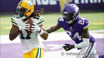AP source: Raiders acquiring Davante Adams from Packers