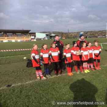 Under-11 girls get up to speed at Farnham festival | petersfieldpost.co.uk - Petersfield Post