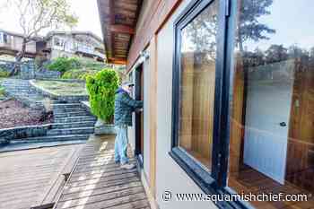 Les Leyne: Watching war from a wilderness retreat - Squamish Chief