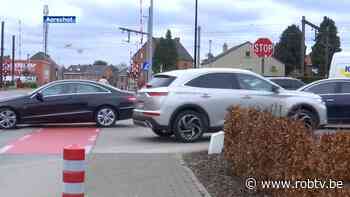 Aarschot gaat drukke en gevaarlijke parking aan de Albert Heijn aanpakken - ROB-tv