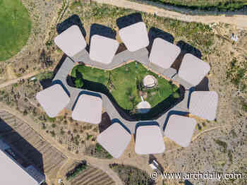 Green School South Africa / GASS Architecture Studios - ArchDaily