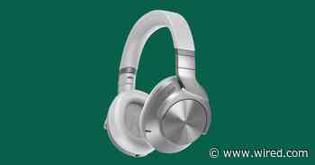 Technics’ Flagship Headphones Give Sony a Run for the Money
