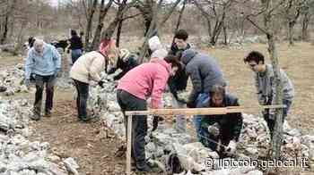 Al liceo Petrarca di Trieste lezione sul Carso per imparare l'arte antica dei muretti a secco - Il Piccolo