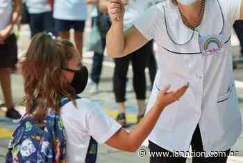 Barbijos en las escuelas: qué posición tiene la Ciudad de Buenos Aires sobre eliminar su uso - LA NACION