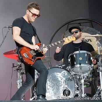 Royal Blood drop new single Honeybrains