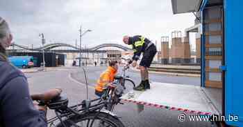 120 wrakken en (elektrische) fietsen weggehaald voor station | Mechelen | hln.be - Het Laatste Nieuws