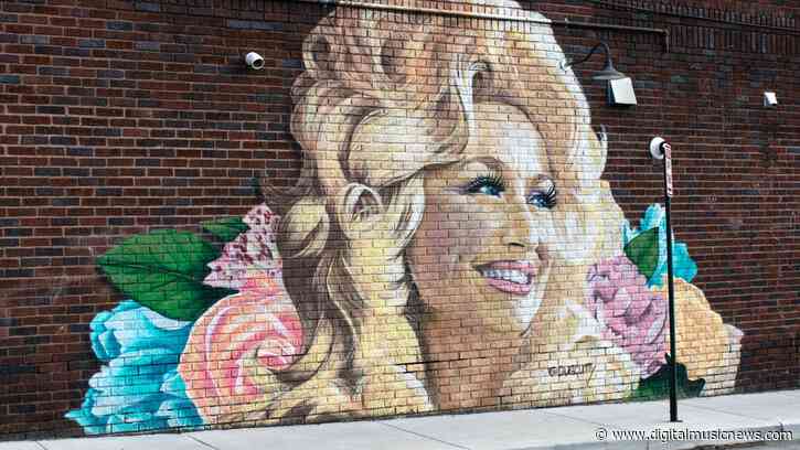 Rock & Roll Hall of Fame Politely Declines Dolly Parton’s Resignation – Here’s Why