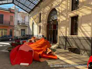 Giarre, rilevanti danni nei locali dell'ex Pescheria affidati ad una associazione. Il sindaco: "Voglio indagare" - Gazzettinonline