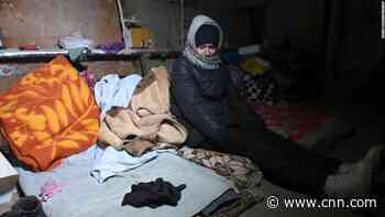 People in Mariupol risking lives each time they leave shelter, says Ukrainian army commander