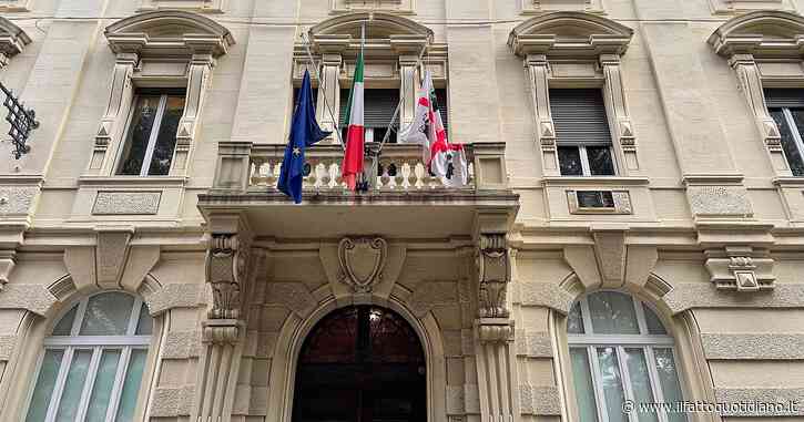 Commenti sui superiori in una chat su Whatsapp, il Tar della Sardegna respinge il ricorso di un ufficiale contro la punizione