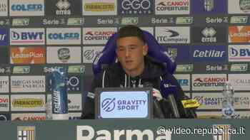 Parma, Circati (18 anni) entra e ferma bomber Coda: 'Non ho paura, faccio quello che serve' - Repubblica TV