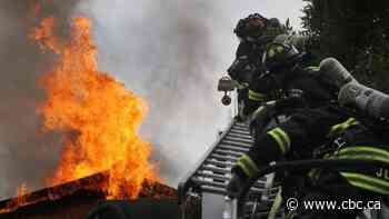 Fredericton firefighters worked pandemic under expired labour contract - CBC.ca