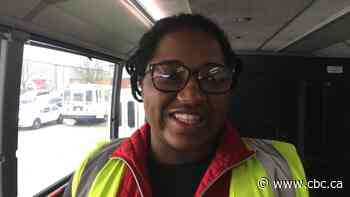 Virtual reality for bus drivers rolls across Ontario to test skills - CBC.ca