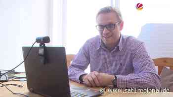 VIDEO | Kostenloser Deutschunterricht für Ukrainer: Lehrer unterrichtet Geflüchtete digital von Fehmarn aus - Sat.1 Regional