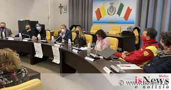 La speranza al di là del dolore: Termoli ricorda le vittime del Covid e guarda al futuro - isnews.it