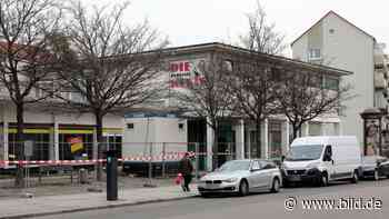 Dresden: DDR-Kabarett „Herkuleskeule“ verschwindet aus Stadtbild | Regional - BILD