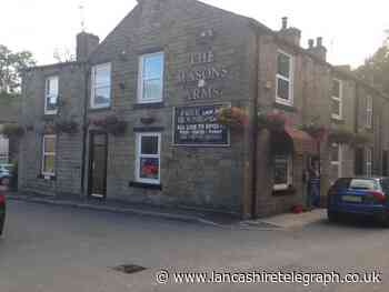 Rossendale pub stab threat man had knife strapped to his leg