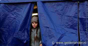 LIVE | Gevechten in heel Marioepol, lang lint van auto's verlaat beschadigde stad - De Gelderlander