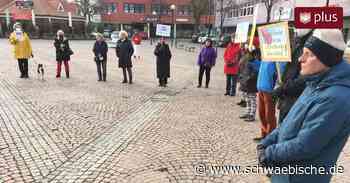 Weniger Teilnehmende an Mahnwache in Trossingen - Schwäbische