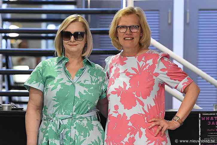 Vier vrouwen met borstkanker(verleden) schitteren op catwalk bij Papo Mode: “Voor herhaling vatbaar”