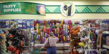 5 Retail Stocks That Can Shine in a Slowdown - Barron's