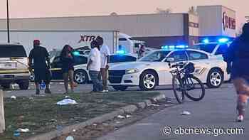 1 dead, at least 24 shot, including children, at Arkansas car show