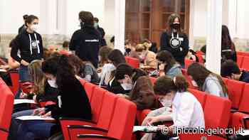 A Trieste Eva trionfa alla sfida di neuroscienze fra gli studenti delle superiori: “La complessità del cervello mi affascina” - Il Piccolo