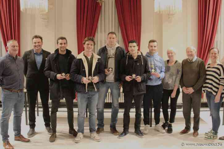 Alle kandidaat-sportlaureaten krijgen ontvangst in gemeentehuis