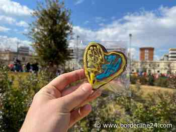 Bari, alla festa alla Rossani biscotti preparati dagli ucraini: "Per ringraziare il grande cuore dei baresi" - VIDEO - Borderline24.com