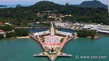 Shipwreck discoveries and a crowdfunded country: Travel news this week