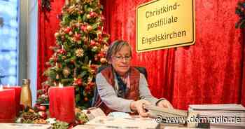 Die Arbeit im Weihnachtspostamt in Engelskirchen - DOMRADIO.DE