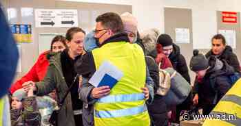 ADO-bus haalt Oekraïners op: 'Ouderen in rolstoel blijven achter, hoe halen we hen?' - AD.nl