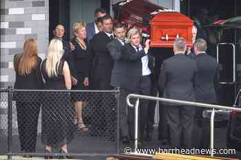 Celebrities join friends and family at funeral of Shane Warne - Barrhead News