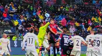 Maignan-Lovato, episodio uguale in Monza-Crotone: perché non è rigore - MilanLive.it
