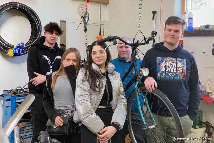 Scholen krijgen centen voor kwetsbare leerlingen: “Een kind zonder fiets, zwemzak of rekenmachine , dat leidt nog te vaak tot confronterende situaties in de klas”