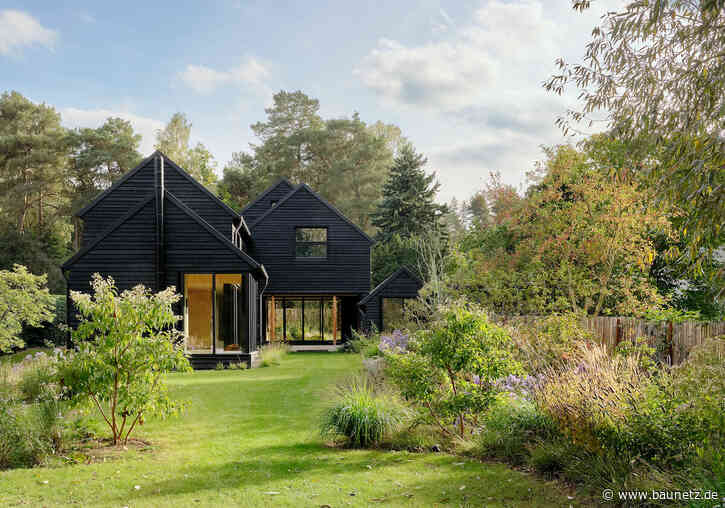 Drei Generationen im Märchenwald
 - Wohnhaus von Thomas Kröger Architekten in Brandenburg