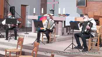 Konzert in Nagold: Schüler musizieren gemeinsam  mit ihren Lehrern